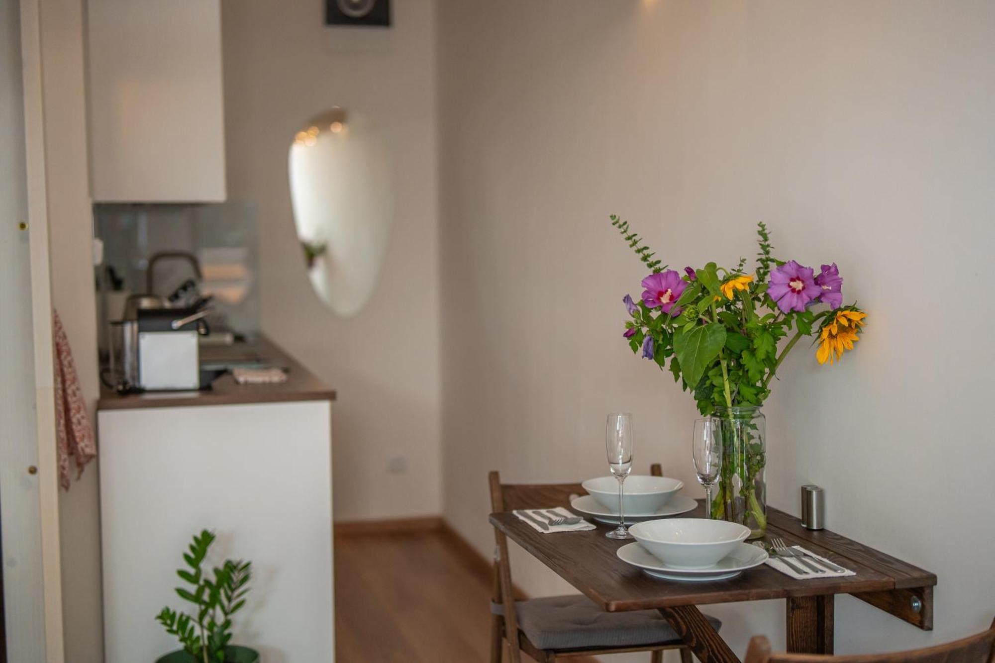 Apartman Spaleny Mlyn Lisnice Kültér fotó