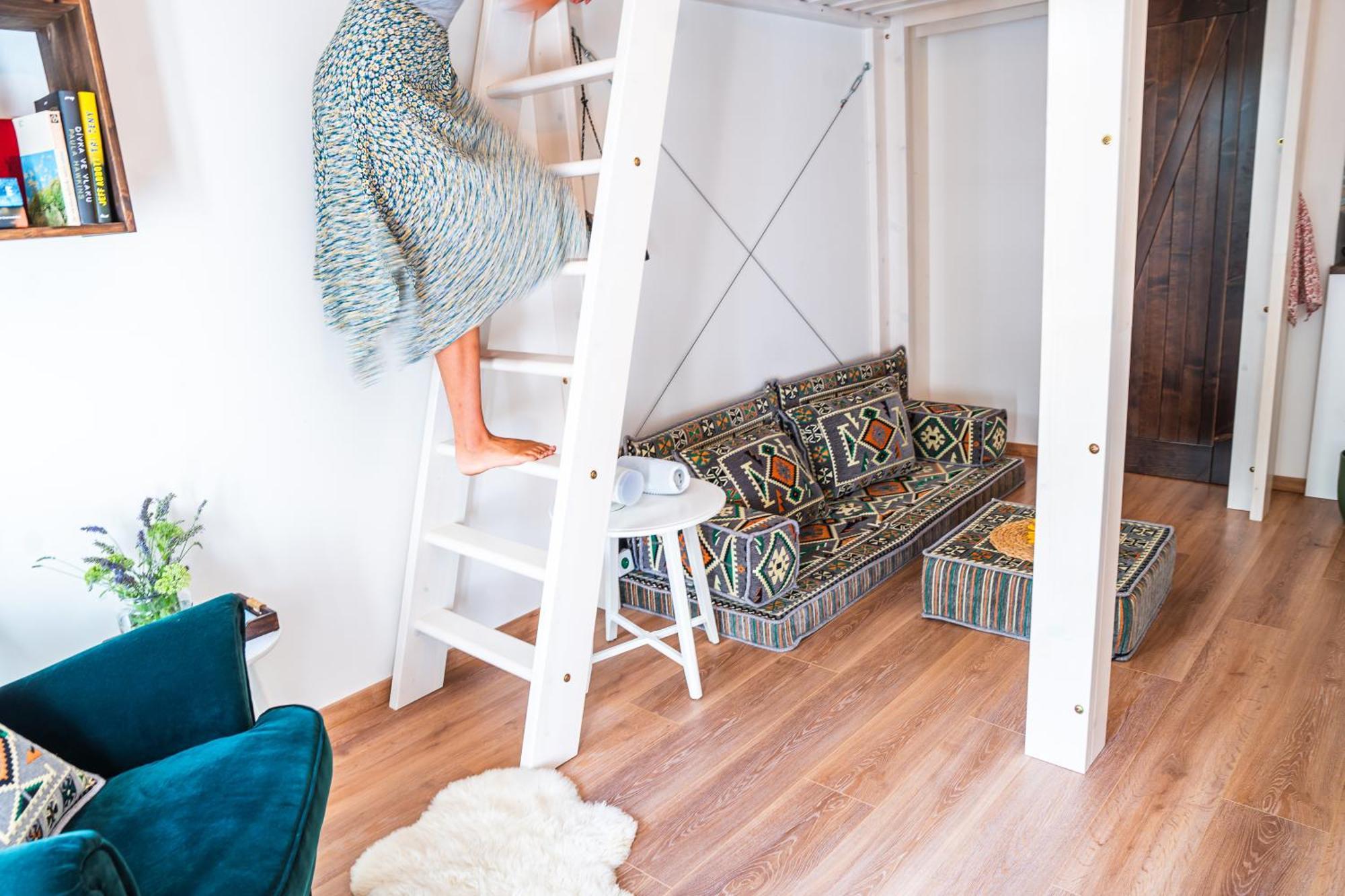 Apartman Spaleny Mlyn Lisnice Kültér fotó